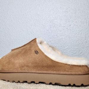 UGG Tan Textured Sole